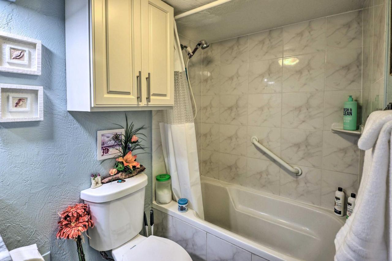 Bright Daytona Beach Condo With Community Pool! 외부 사진